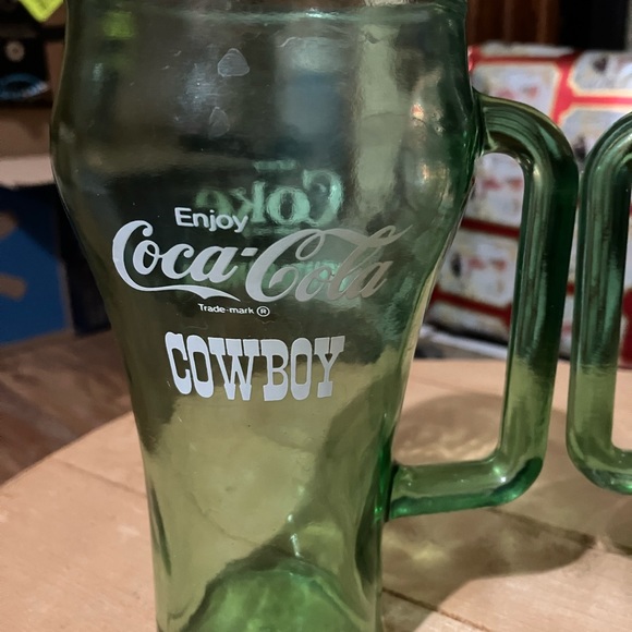 Vintage Set of 2 Coca-Cola Whataburger Cowboy Green Glass Mugs - Picture 3 of 7